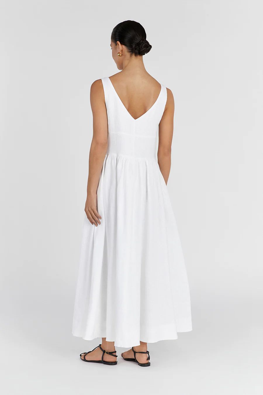 ARLO WHITE V NECK LINEN MAXI DRESS | DISSH