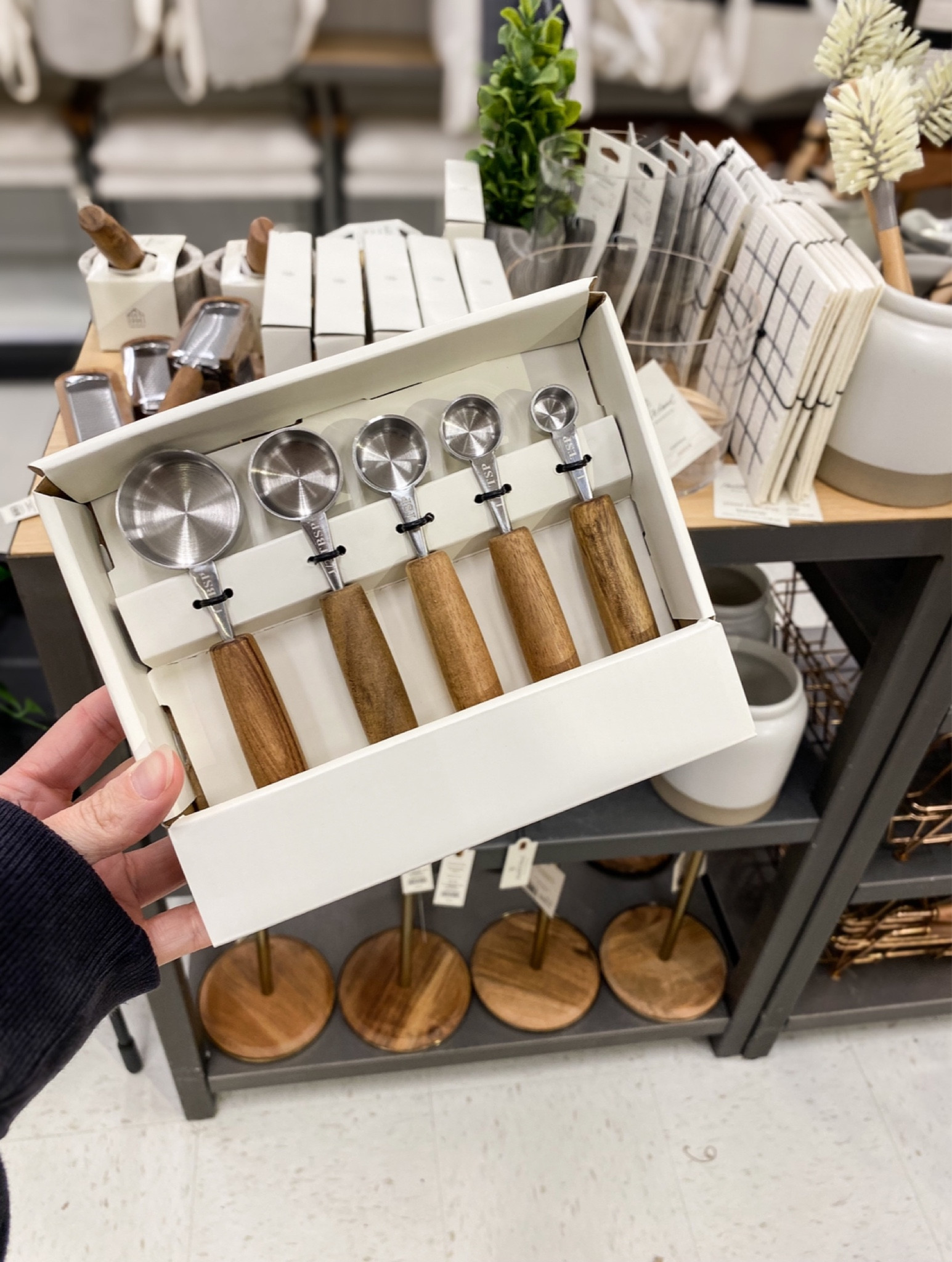 Kitchen essentials pretty enough to displayy

#LTKSeasonal #LTKhome