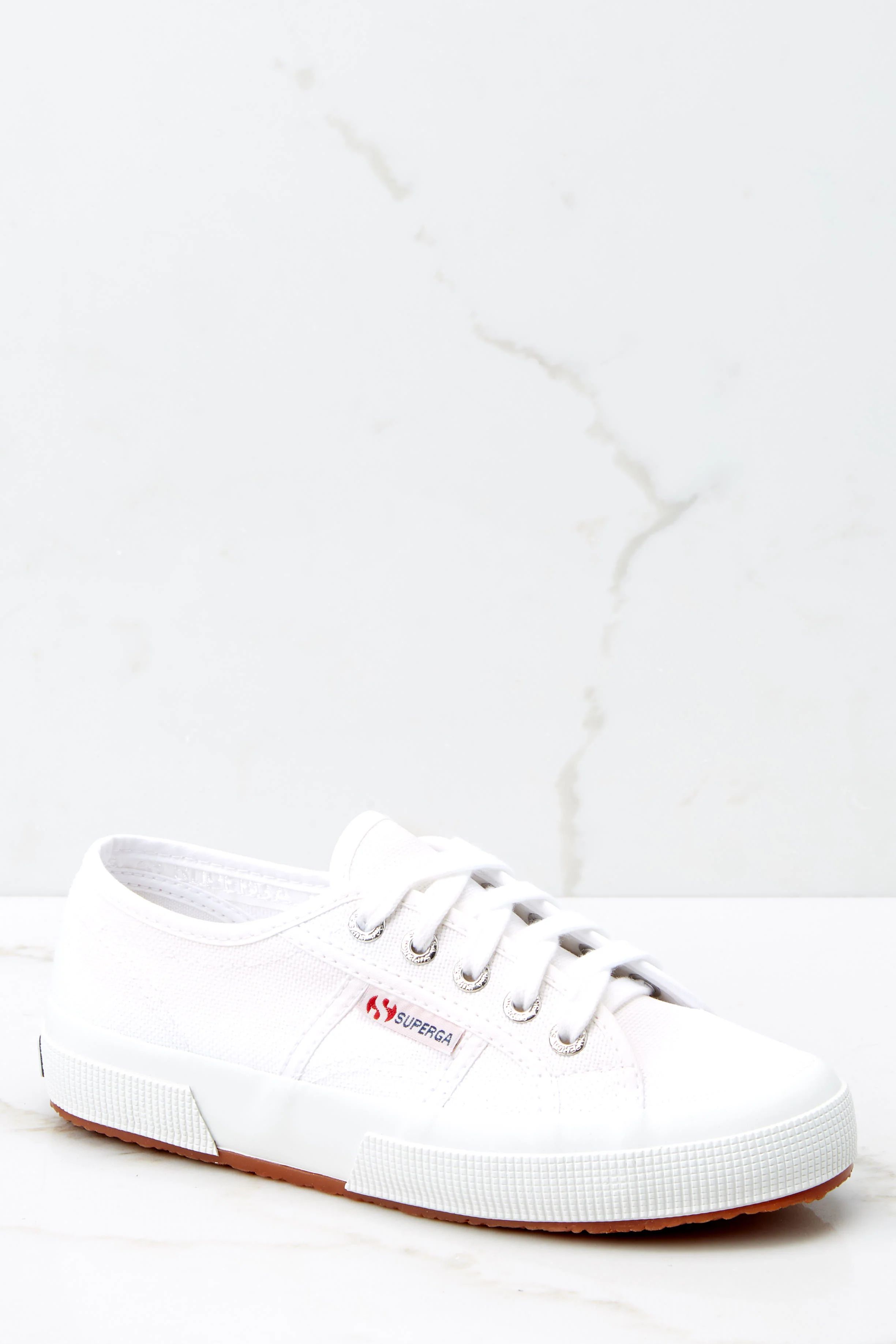 2750 Cotu White And Silver Classic Sneakers | Red Dress 