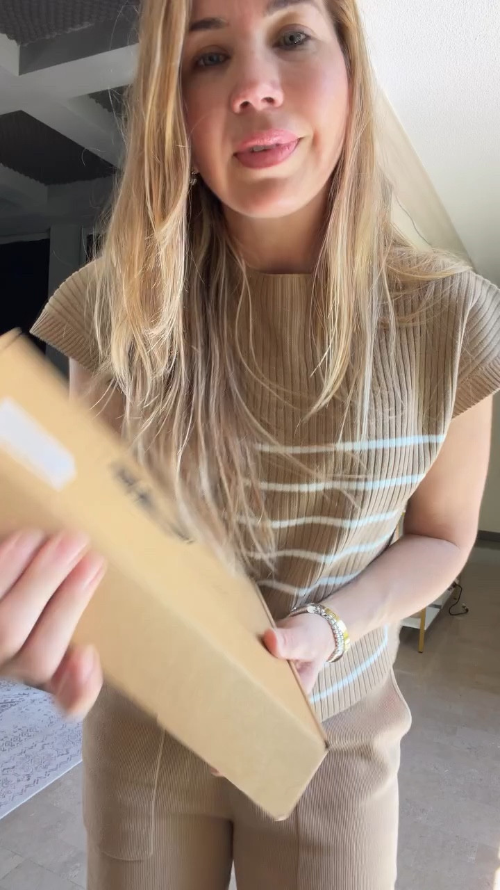 Super affordable and very very cute this decorative books check link in bio or comment books to receive a DM links💖💖