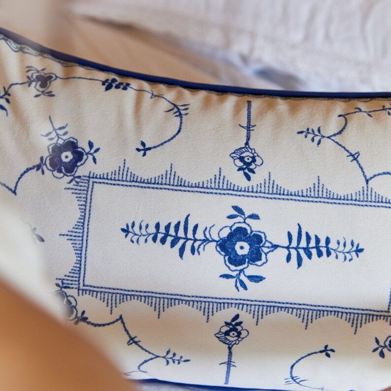 Embroidery Floral Throw Pillow Cover Blue Retro Pillowcase French Waterproof Pillowcase Minimalis... | Etsy (UK)