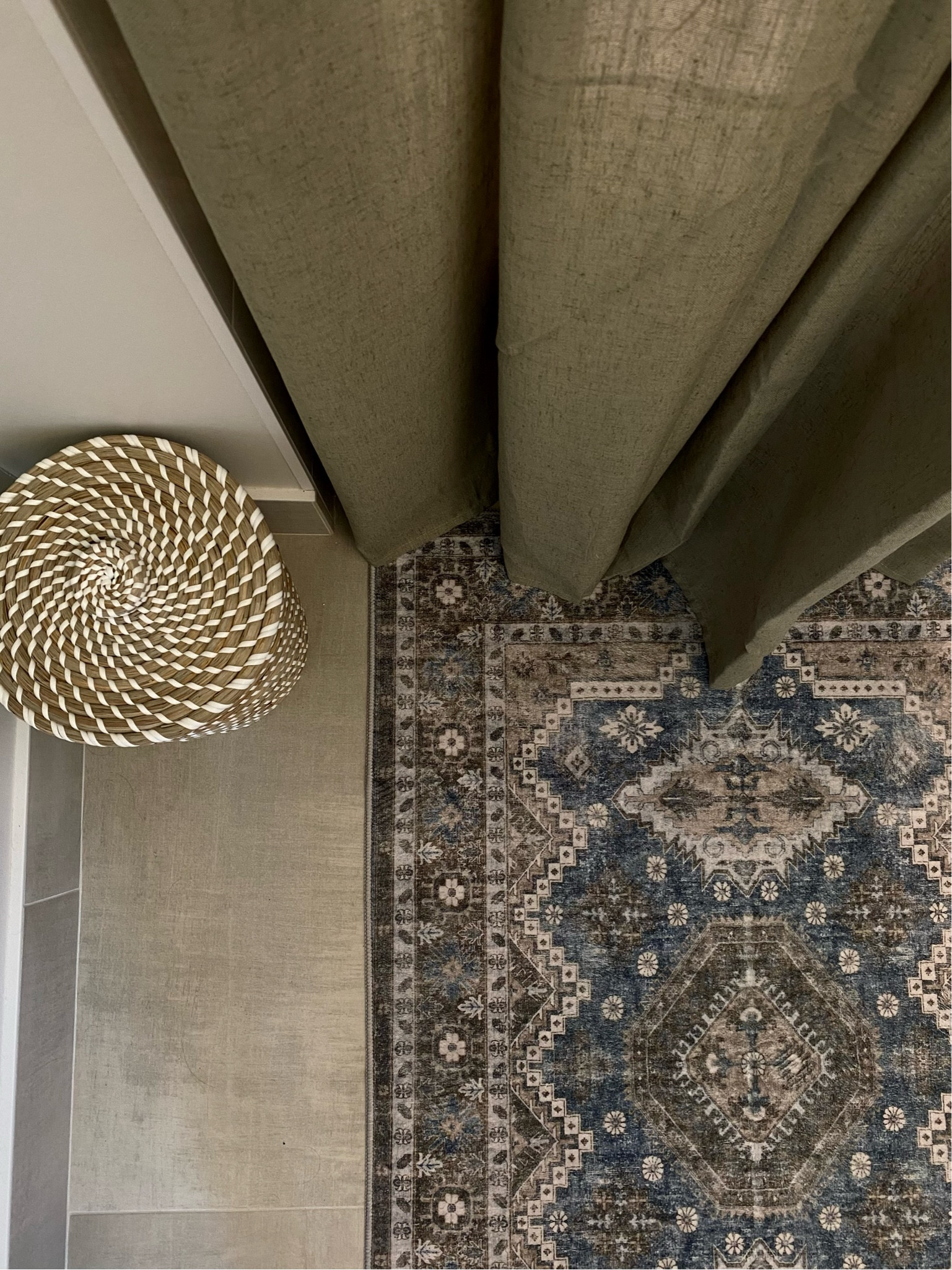 Master bath faves 💚💙

Master bathroom decor lake house home finds Amazon target bath

#LTKHome