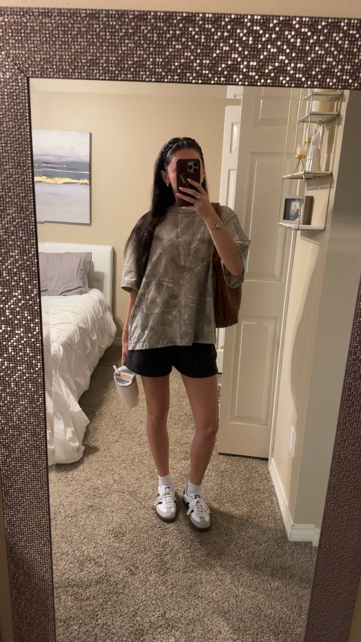 🤍🤍

#LTKFindsUnder100 #LTKSeasonal #LTKStyleTip