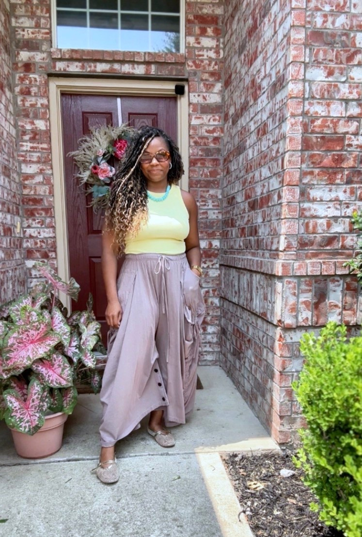My comfy mom outfit of the day☀️🩵🫶🏽

#LTKootd #LTKmomlife #LTKgrwm