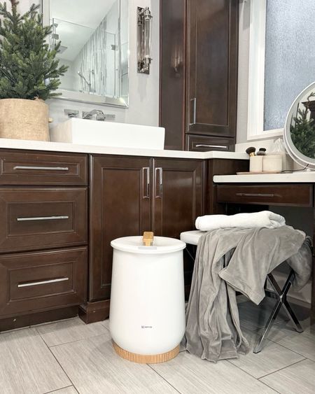 This towel warmer is a game changer! Makes your showers more decadent and spa like. This has been my girl’s and mine favorite thing this winter.
Extra large size holds bath towel and my oversized robe.
Set a timer for 15/30/45/60 minutes 
Heats throughout 
Add a fragrance disk for the freshest smelling towels. 
Sz small on lounge set
Linking similar slippers in stock that I also own
On sale today..follow for more Amazon must haves 
Clip coupon to have $30!



#LTKGiftGuide #LTKFindsUnder100 #LTKFamily