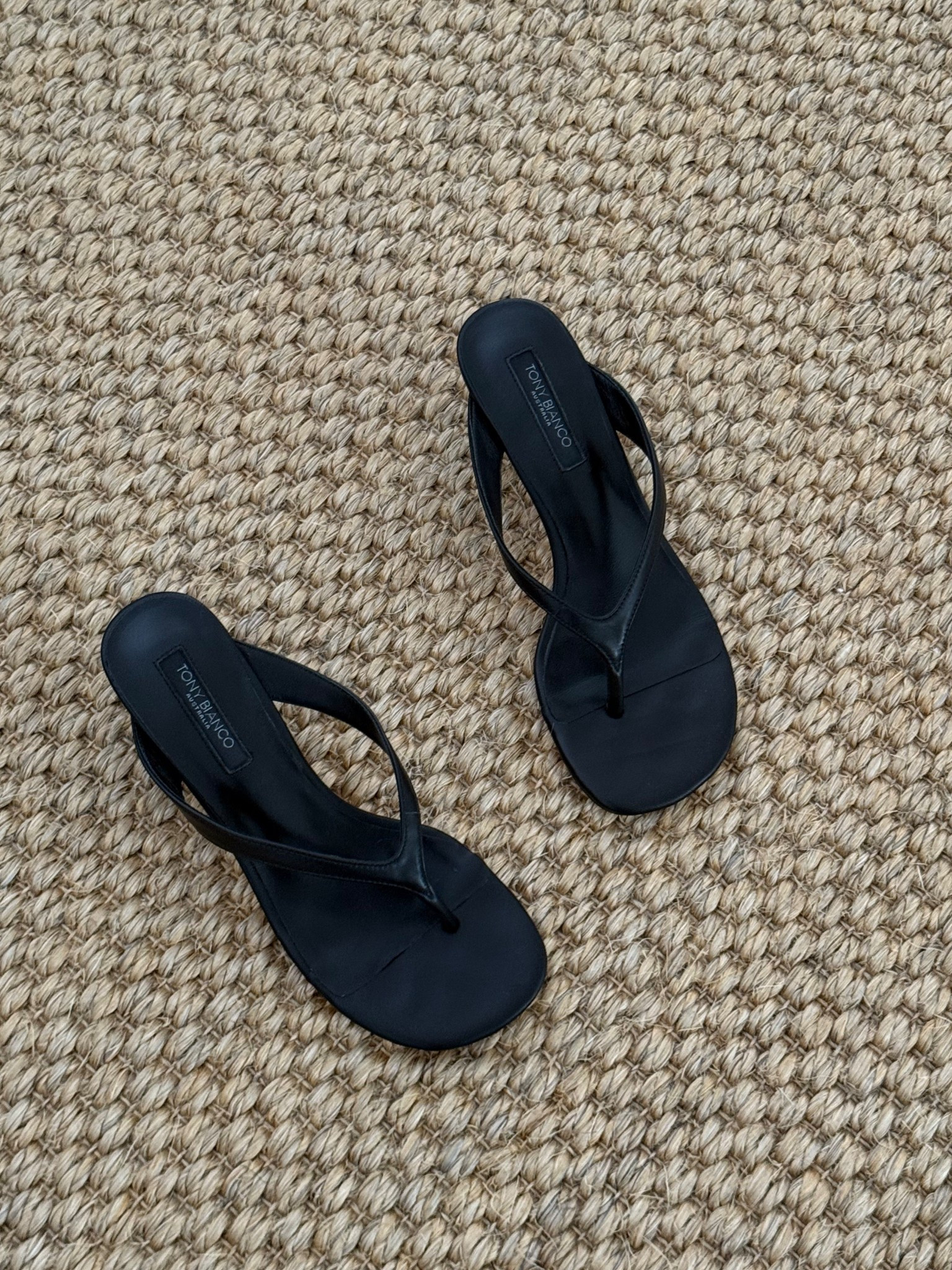 Such a comfortable kitten heel thong. True to size!

#LTKshoes #LTKaustralia #LTKspring