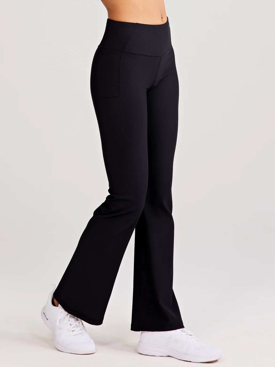 Sculptive Rib Pocket Flare Pant | tasc Performance