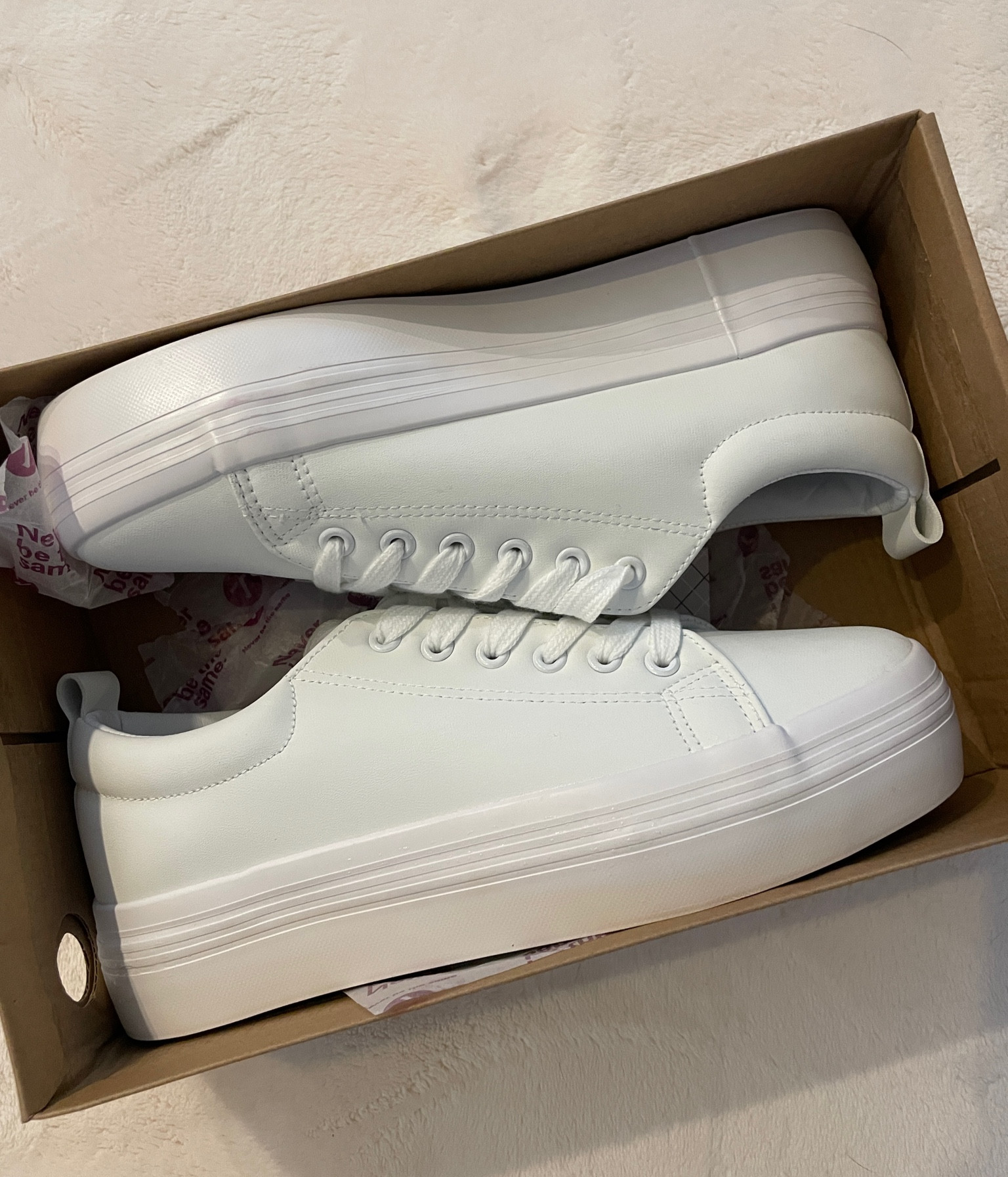 White platform sneakers 👟 

#LTKunder50 #LTKstyletip #LTKshoecrush