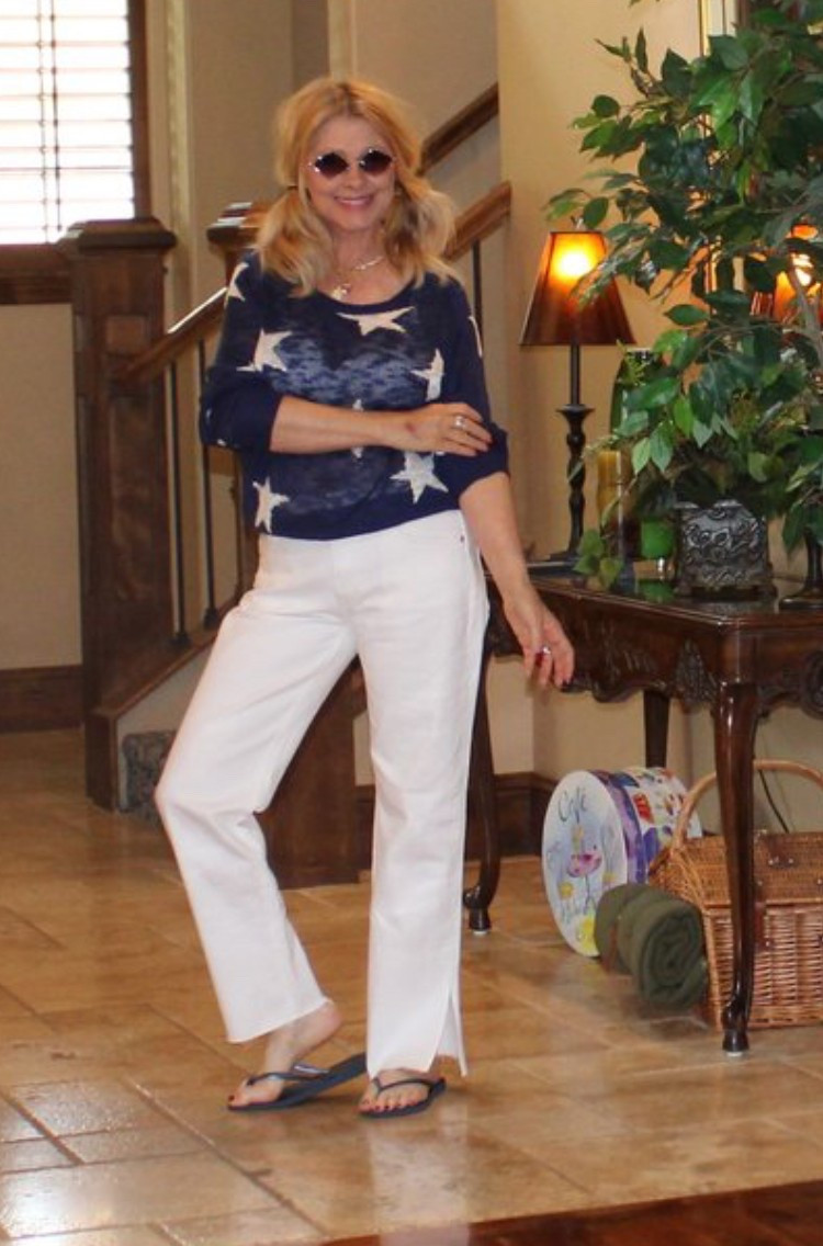 Fun sunglasses! Memorial Day outfit.


#LTKStyleTip #LTKFindsUnder50 #LTKOver40