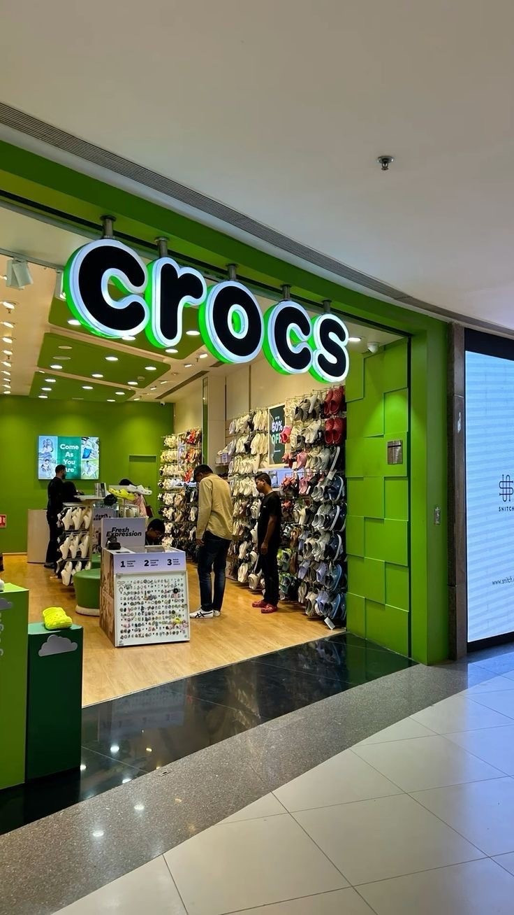 Crocs on sale: 15% OFF 🔥
Perfect for comfy outfits without sacrificing style.
Great for everyday wear + travel.

#LTKootd #LTKSaleAlert #LTKSeasonal