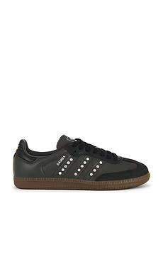 adidas Originals Samba OG in Core Black And Legend Earth from Revolve.com | Revolve Clothing (Global)