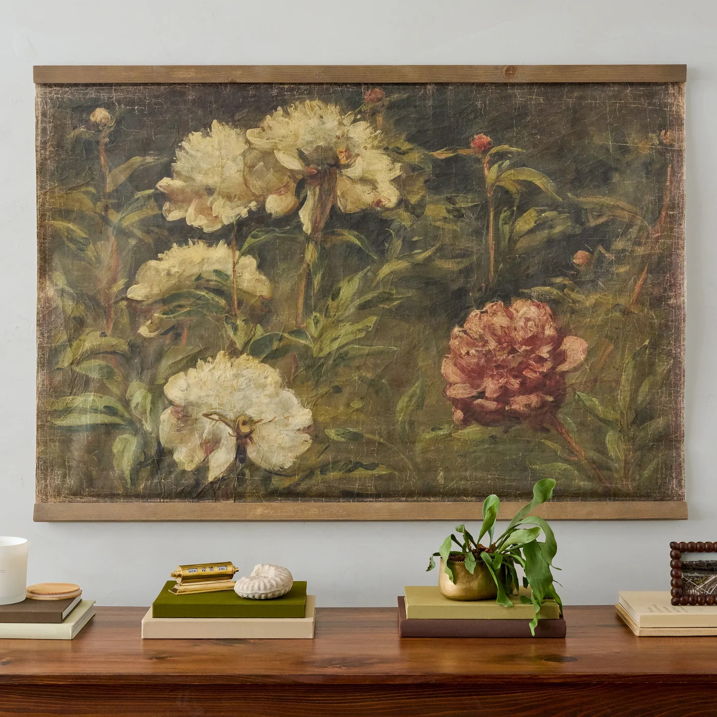 Oversized Botanicals in Bloom Vintage Tapestry | Magnolia