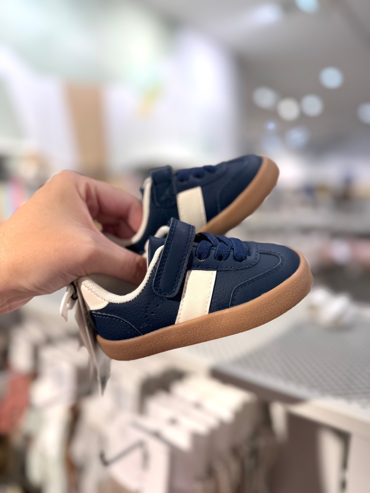 Love these sneakers! 

#LTKShoeCrush #LTKFamily #LTKKids