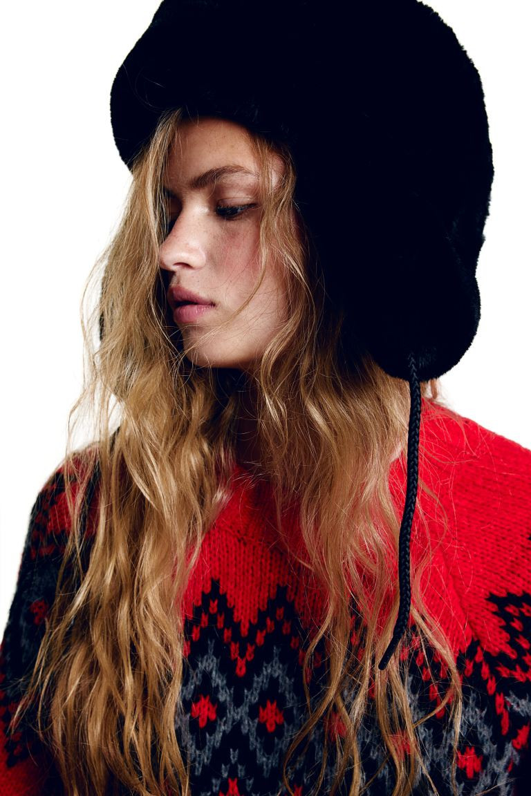Fluffy earflap hat - Black - Ladies | H&M GB | H&M (UK, MY, IN, SG, PH, TW, HK)