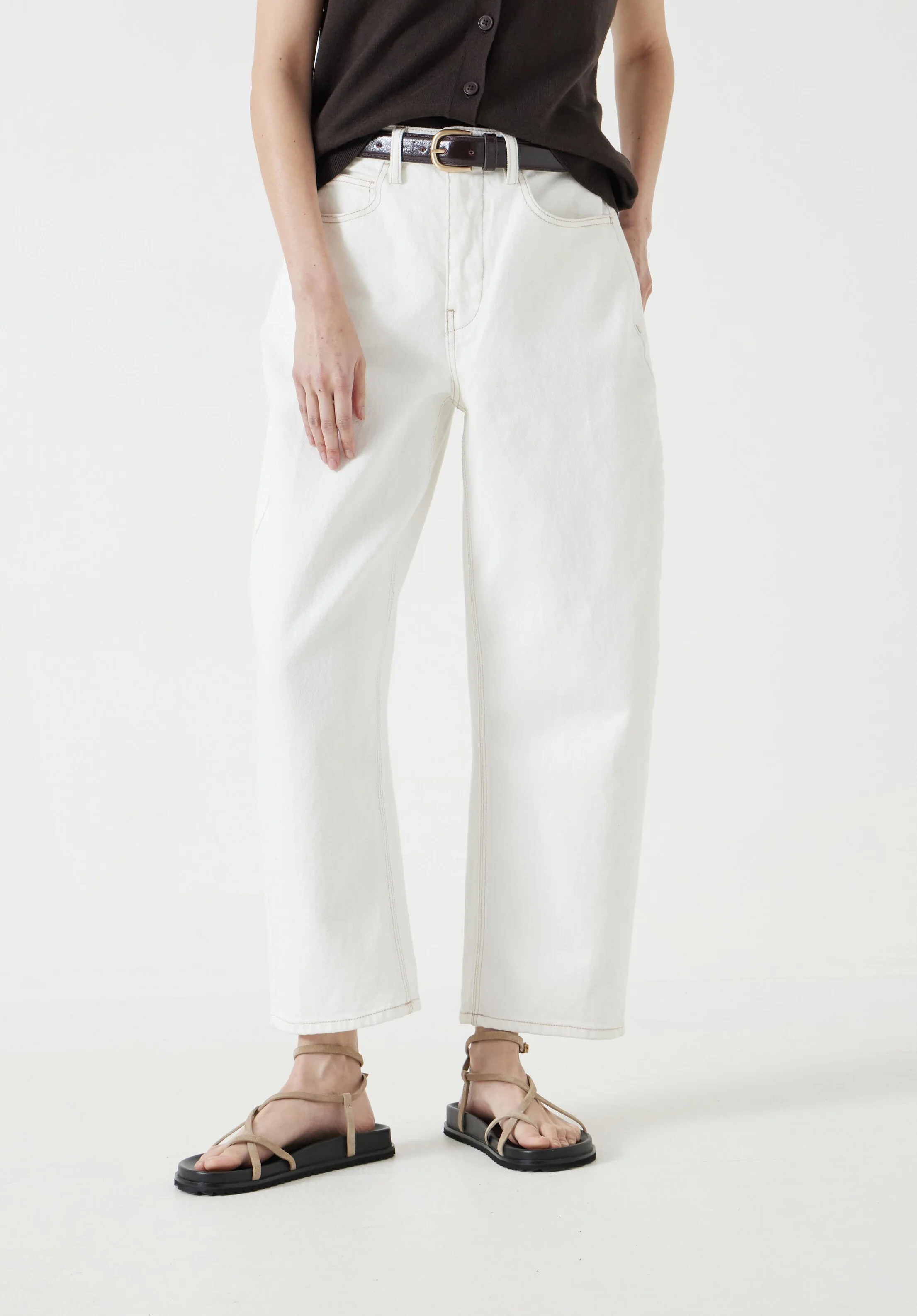 Cordelia Barrel Leg Jeans | Hush UK