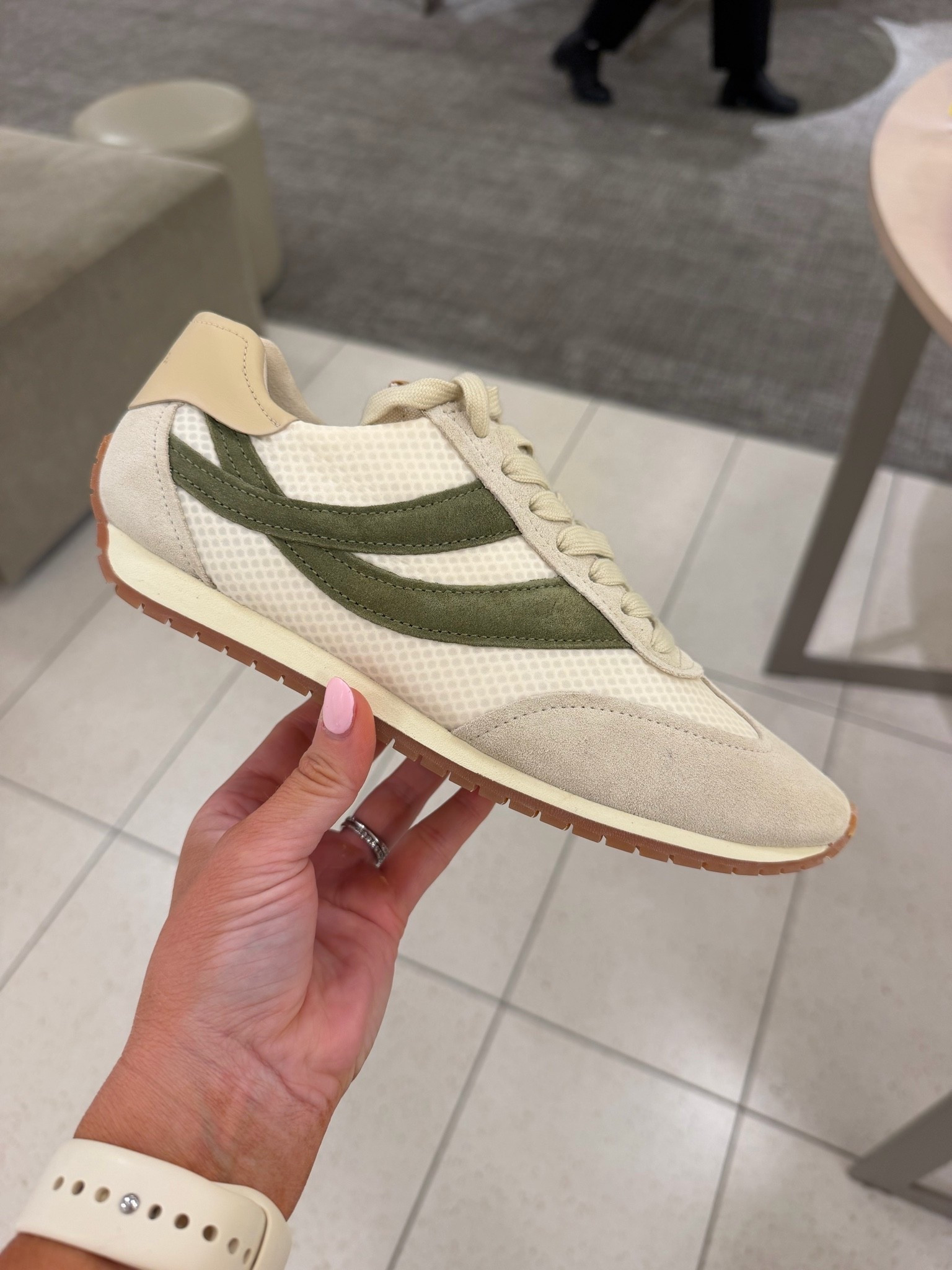 Not something I’m normally drawn to but these are actually so cute in person

#LTKSaleAlert #LTKOver40 #LTKootd