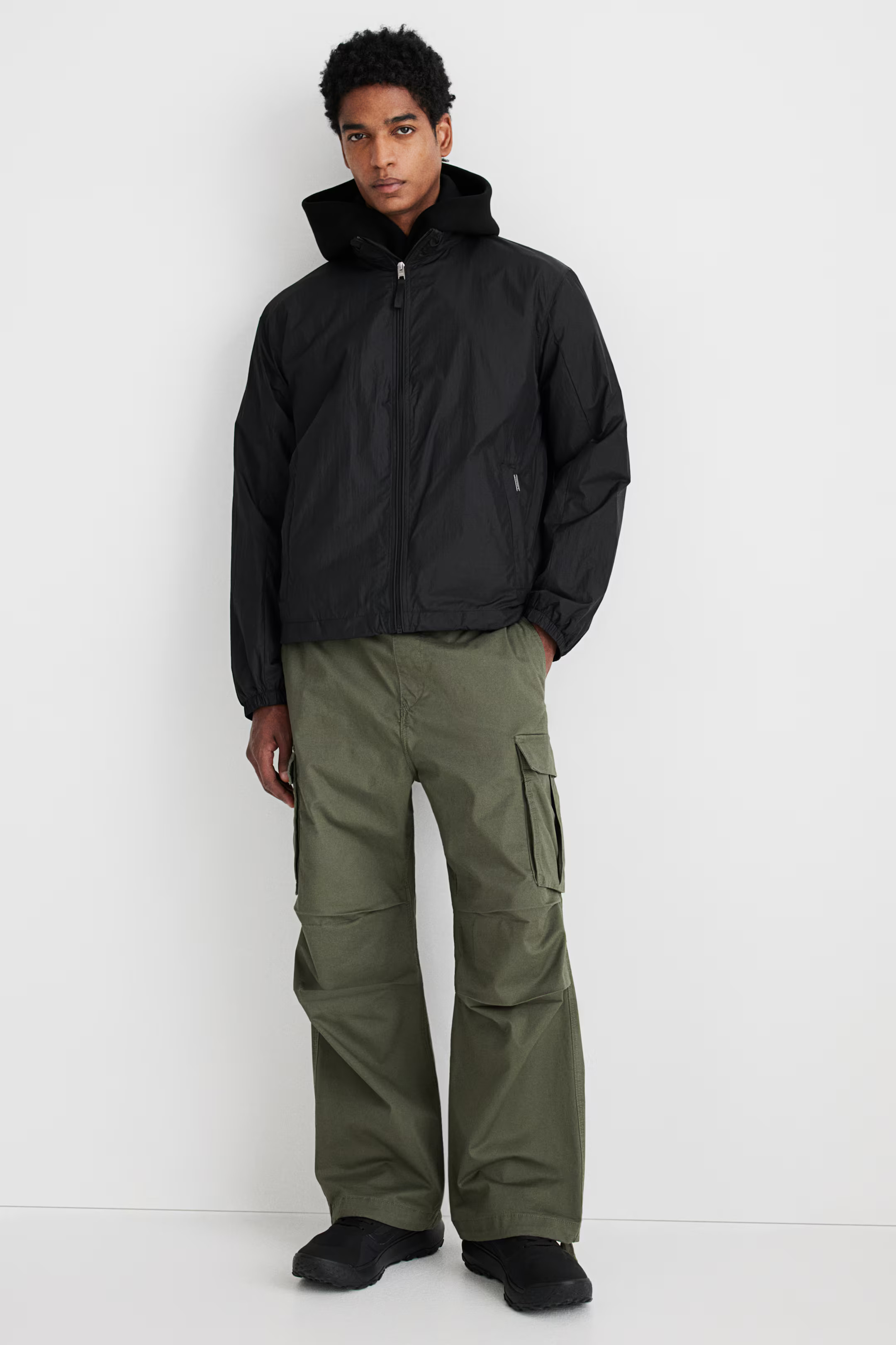 Relaxed Fit Cargo Pants | H&M (US + CA)