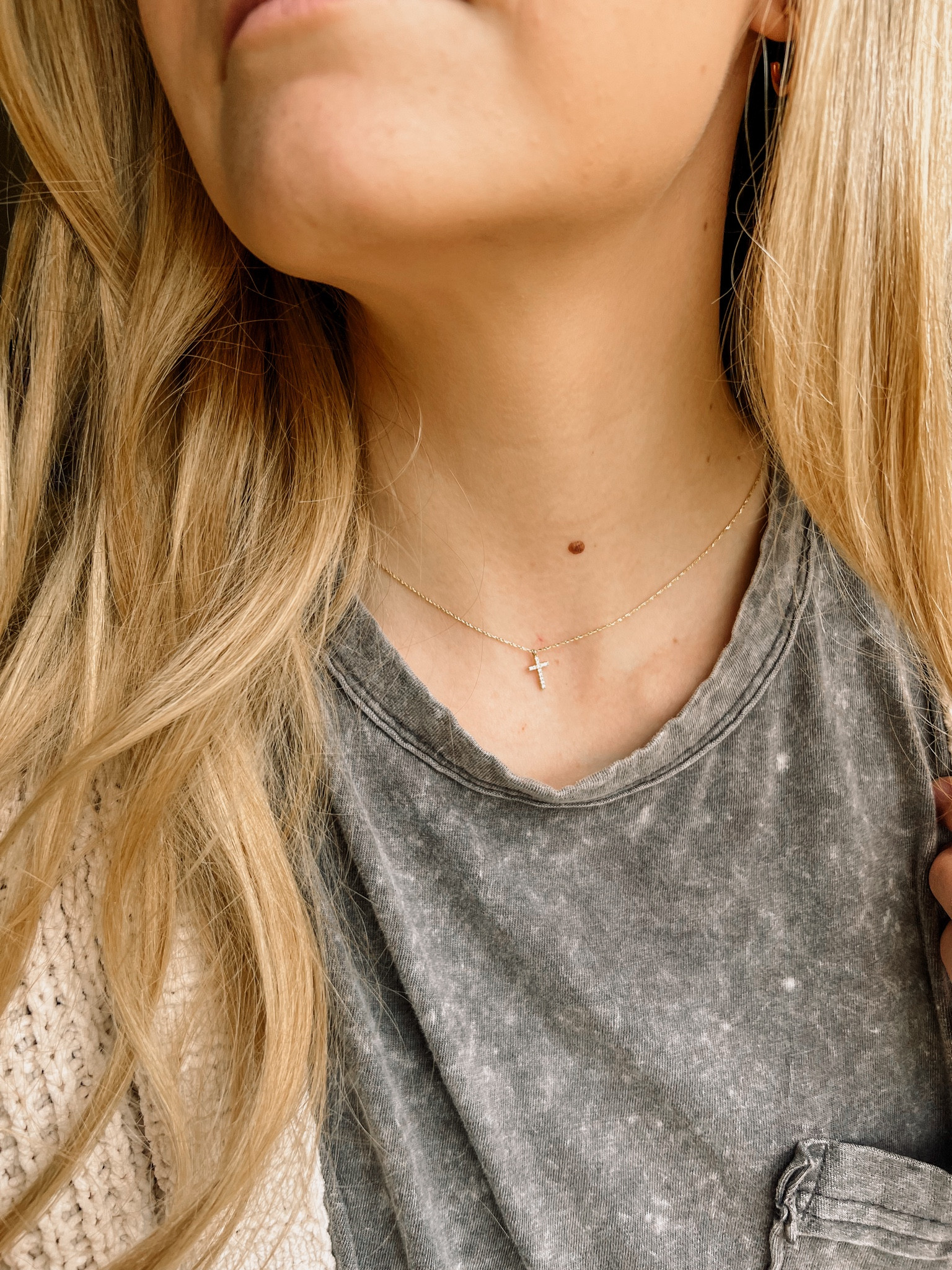 LOVE my dainty cross necklace from Altar’d State ✨ they also carry it in silver. I am wearing one of their pocket tees & paired it with my Lulu leggings!

#LTKU #LTKfindsunder100 #LTKfindsunder50