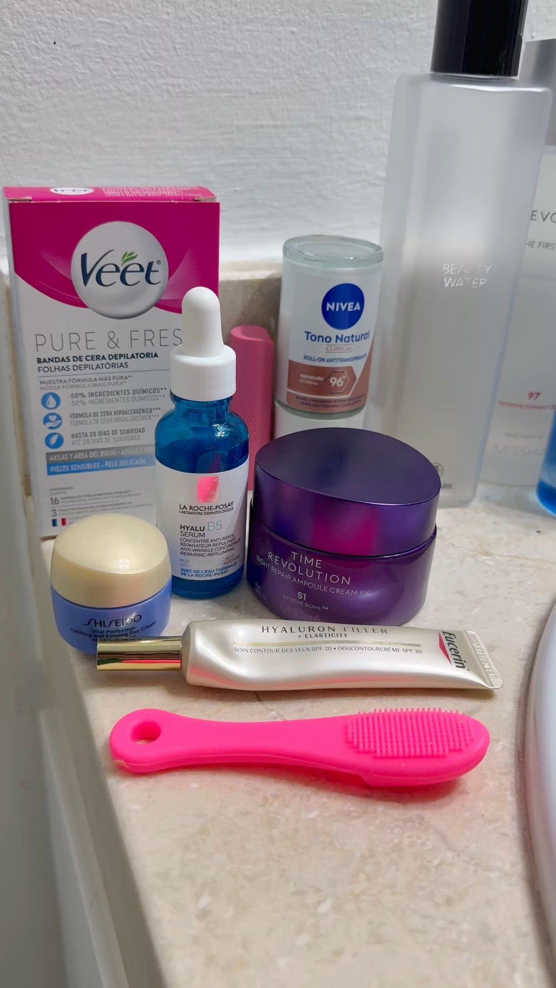 My Everyday Skincare Routine! 
Over the years, my skincare routine has grown and changed. I’ve tested countless products but these are the essentials I keep coming back to for everyday hydration and protection! 

#BeautyRoutine #SkinCareRoutine #SelfCare #TravelBeauty #SkinCareProducts 



#LTKOver40 #LTKBeauty