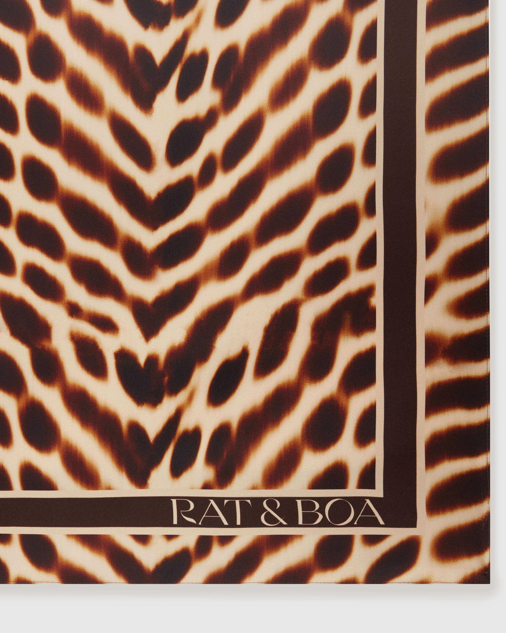 VINNIE SCARF | Rat & Boa