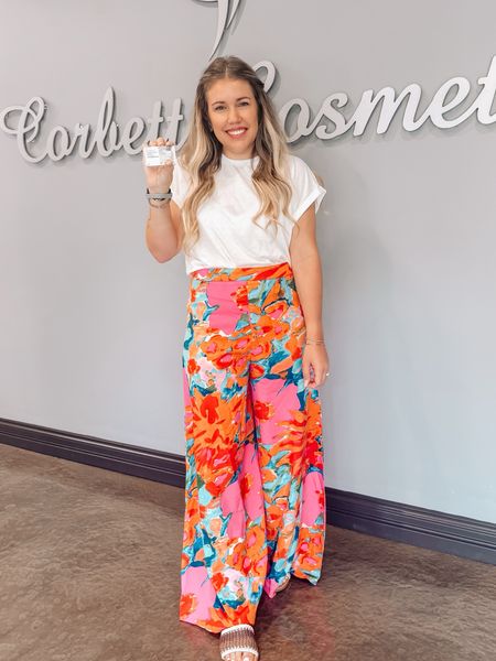 The comfiest pants for summer! 




Summer pants
Floral pants
Summer work outfit
Summer business casual 

#LTKSaleAlert #LTKSeasonal #LTKMidsize