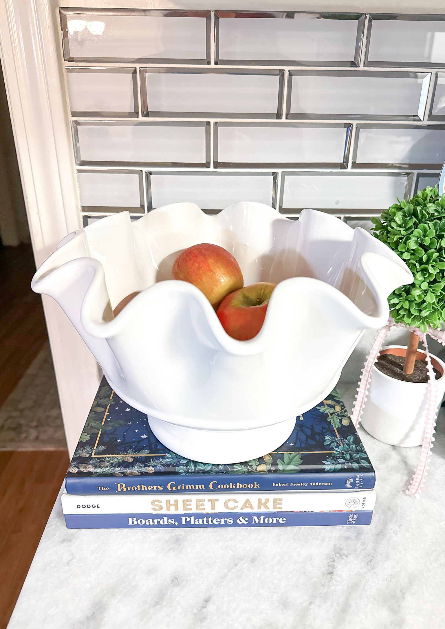 Cookbooks under $20
Home decor
Kitchen


#LTKHome #LTKFindsUnder50 #LTKSaleAlert