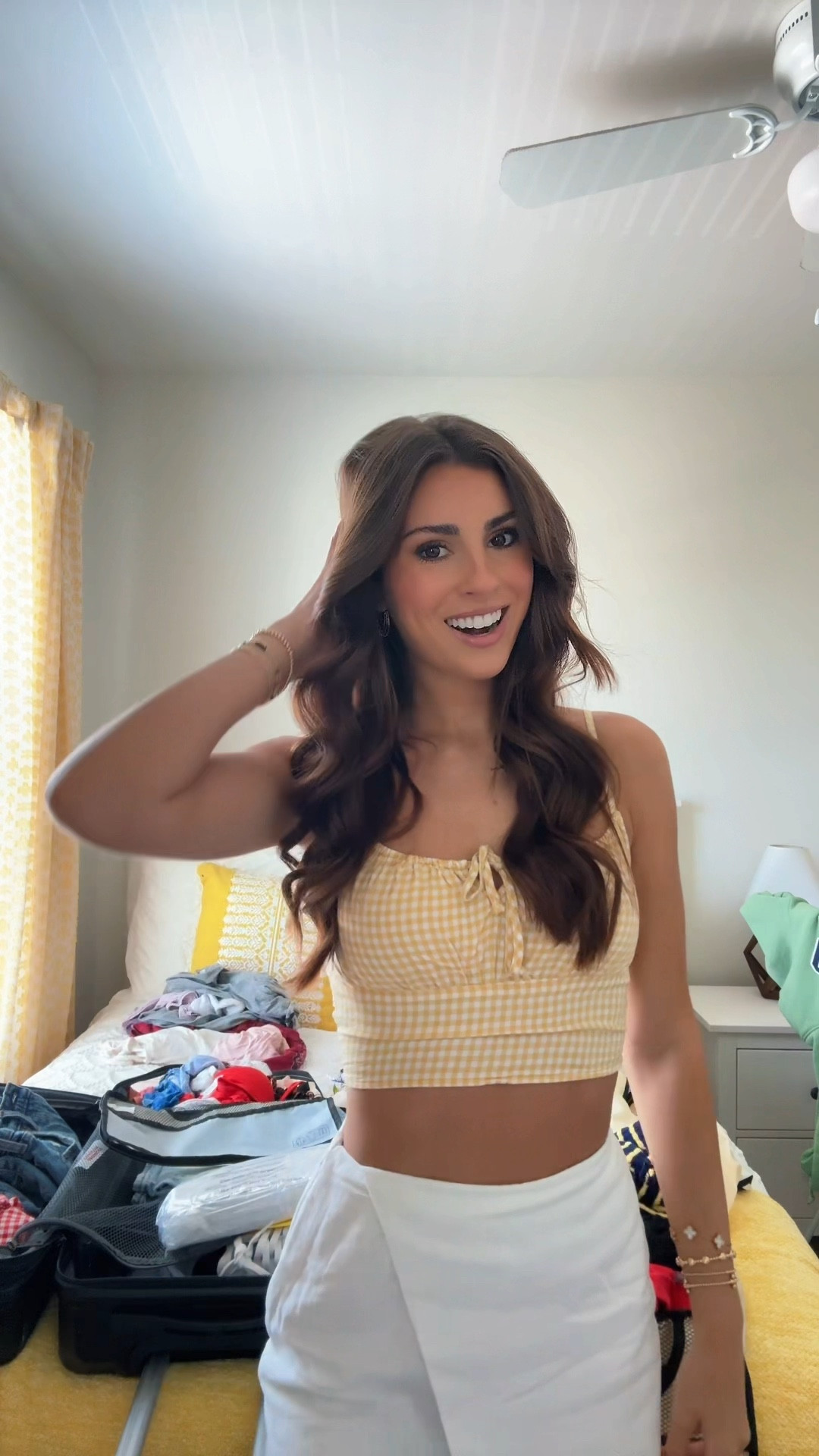 Summer dinner outfits 💛 top is from Pacsun yearsssss ago but my new skort is available at Abercrombie 