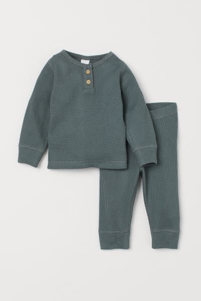 Dark dusky green | H&M (US + CA)