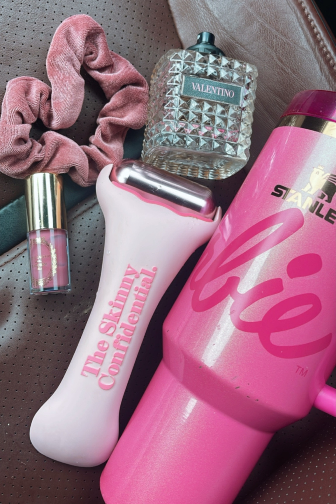 Top 5 Favorite PINK essentials I reach for every single day!! 💖💄🎀

#LTKBeauty #LTKWatchNow #LTKMostLoved