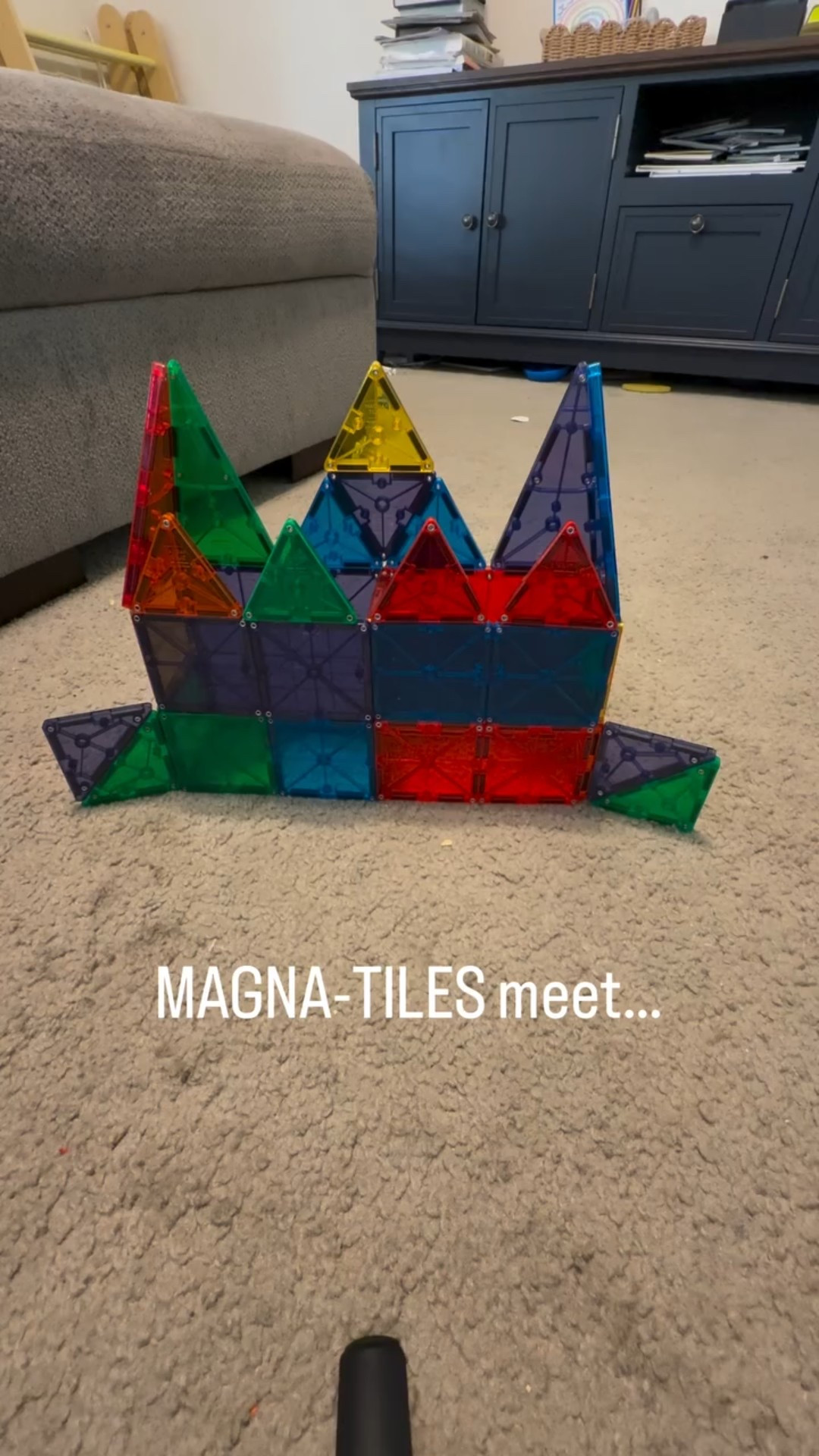 MAGNA-TILES  meet spooky season 👻
Because sometimes all it takes is a few Halloween touches to make playtime feel brand new. 🕷️

#gifted #creativeplay #halloweenactivities #magnatiles #spookyseasonfun