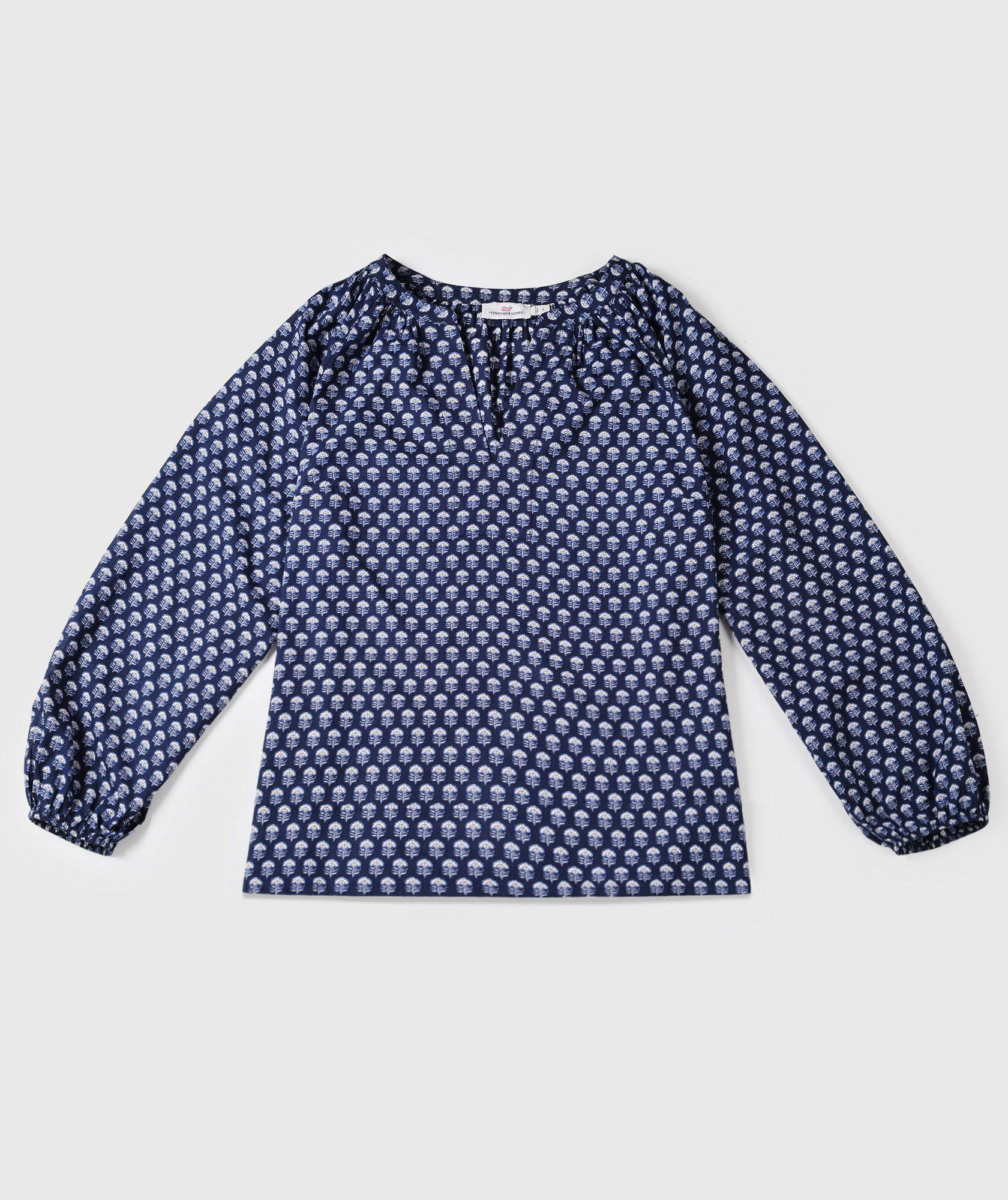 OUTLET Long-Sleeve Printed Popover Top | vineyard vines