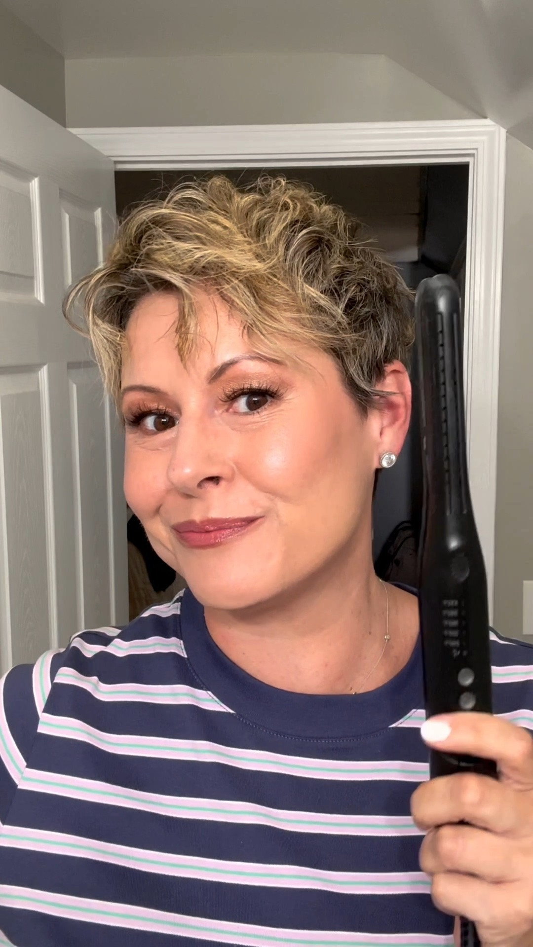 Tiny barrel. Big impact. ✨
I love how close the Wavytalk Pencil gets to my pixie without damaging my hair. Quick curls, extra texture, and done in minutes!

Perfect for short hair. 💕

#LTKBeauty #LTKOver40 #LTKmorningroutine