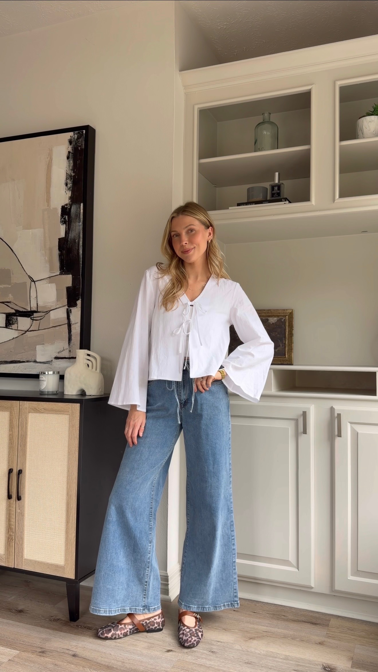 Casual mom outfit | Wearing S in white long sleeve + 4 in denim 
 

 #LTKootd