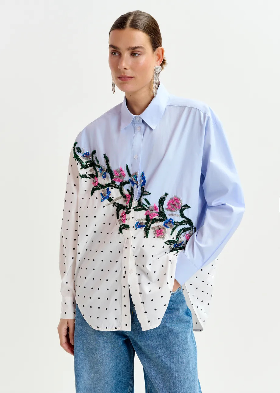 Blue, white and multicolor cotton shirt with sequin flowers and polka dot contrast | Essentiel An... | Essentiel Antwerp