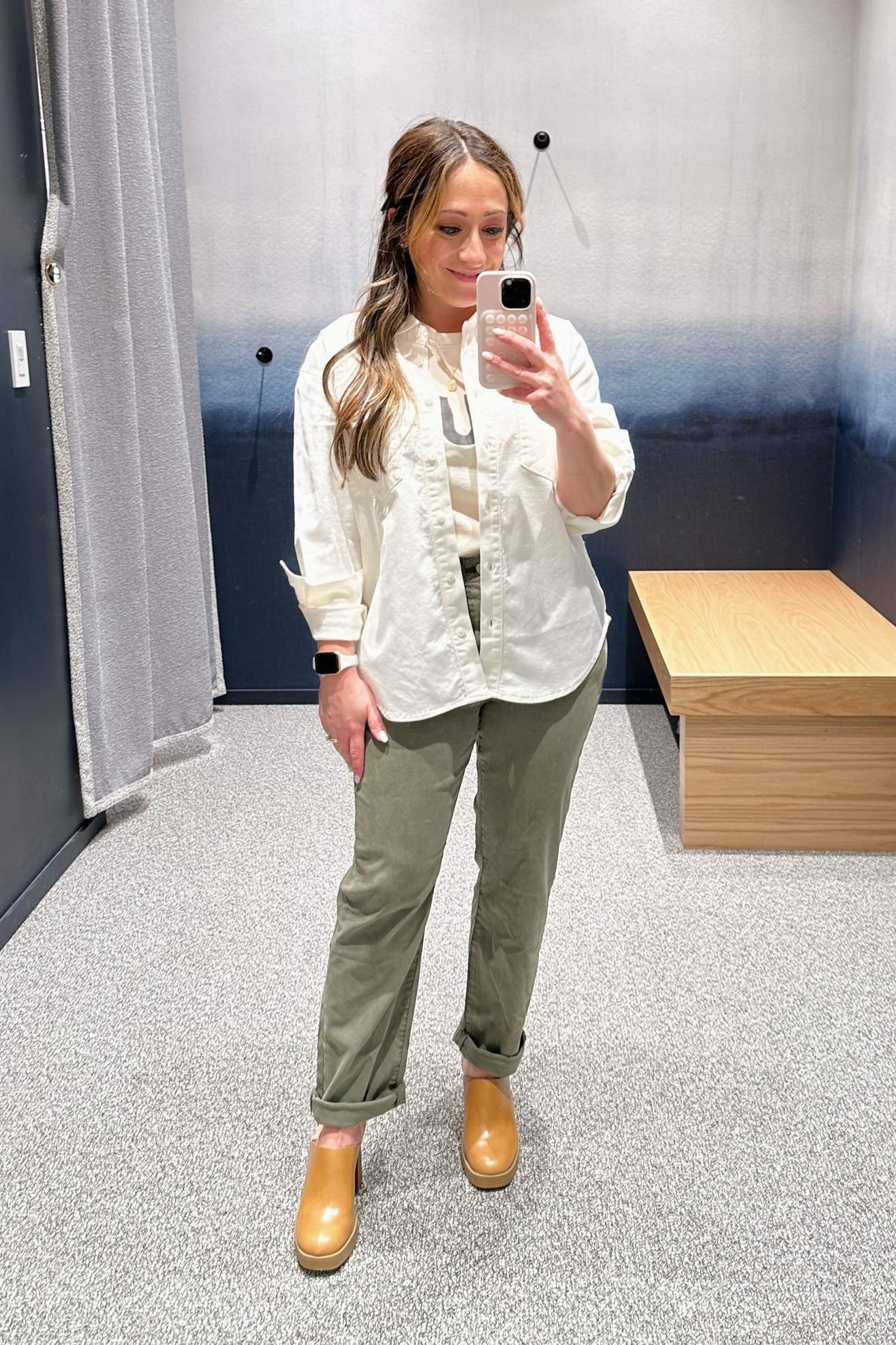 Wearing size Small in Denim Button Down
Size up one in t shirt. Wearing M
Wearing 26 in pants… can size down one if you want a more fitted look 

#LTKstyletip #LTKworkwear #LTKGiftGuide