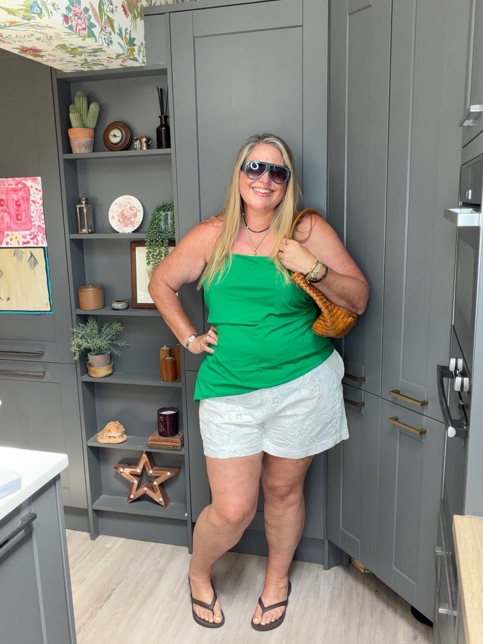 Strapless top, white shorts, flip flops, tote bag, sunglasses

#LTKsummer #LTKplussize #LTKstyletip