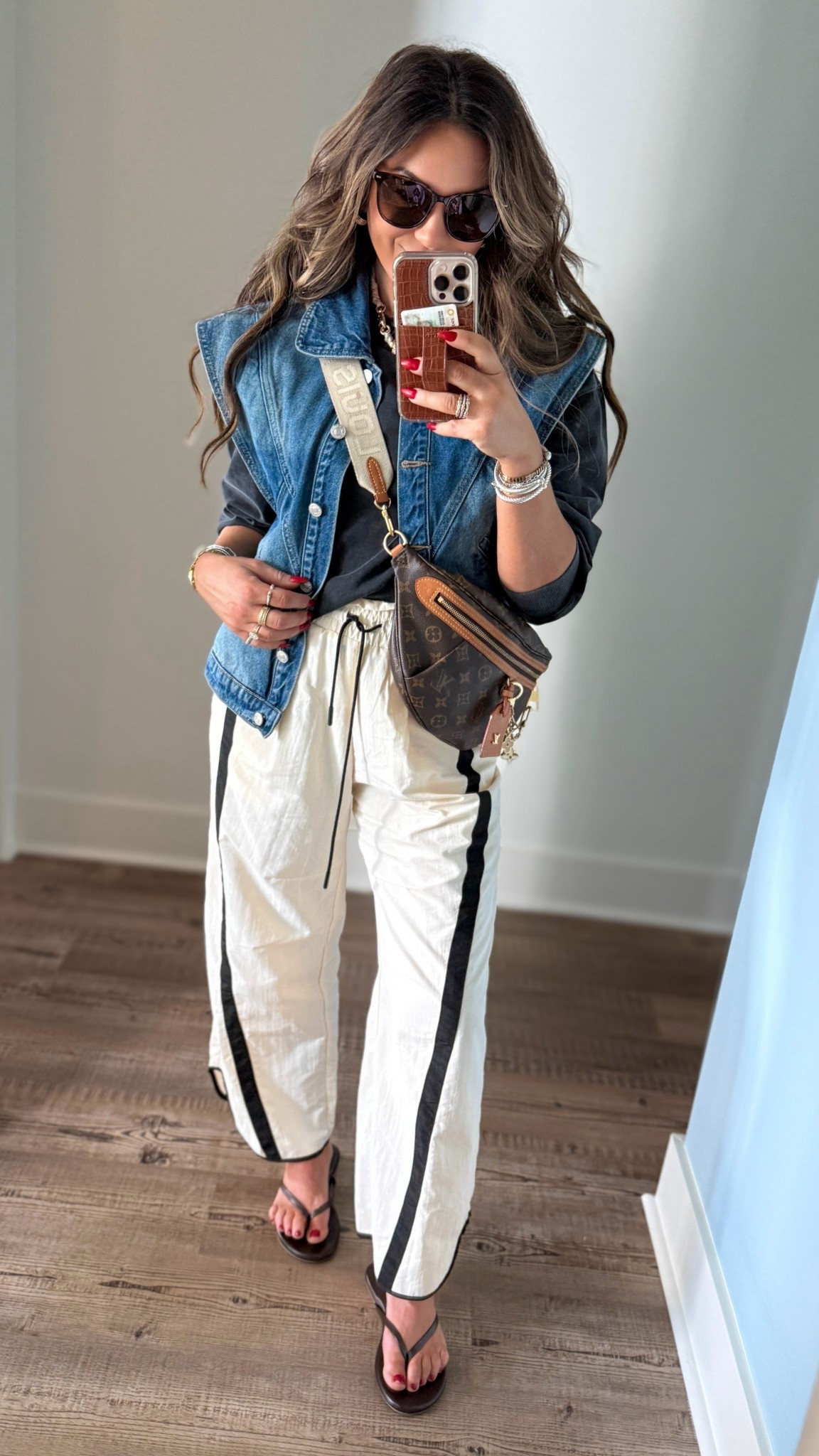 Medium in denim vest
Small in pants 
Medium in top 