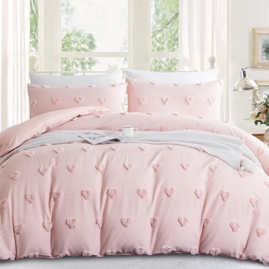How sweet is this set for a little girl’s room?!  Queen set is less than $40! 

#ltkbedding #ltkhome

#LTKFindsUnder50 #LTKSaleAlert