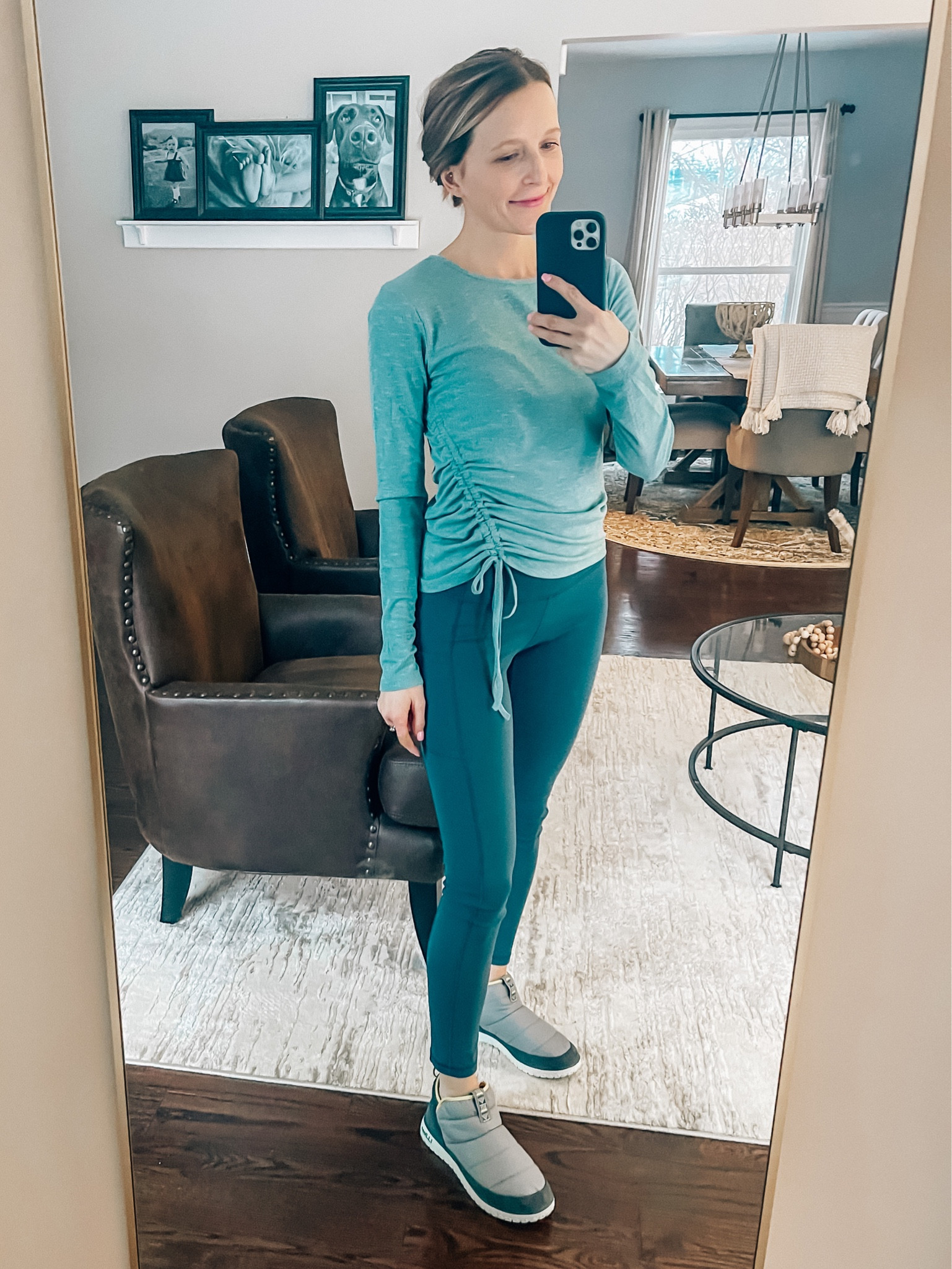 Pilates Outfit 

#LTKfindsunder100 #LTKshoecrush #LTKfindsunder50