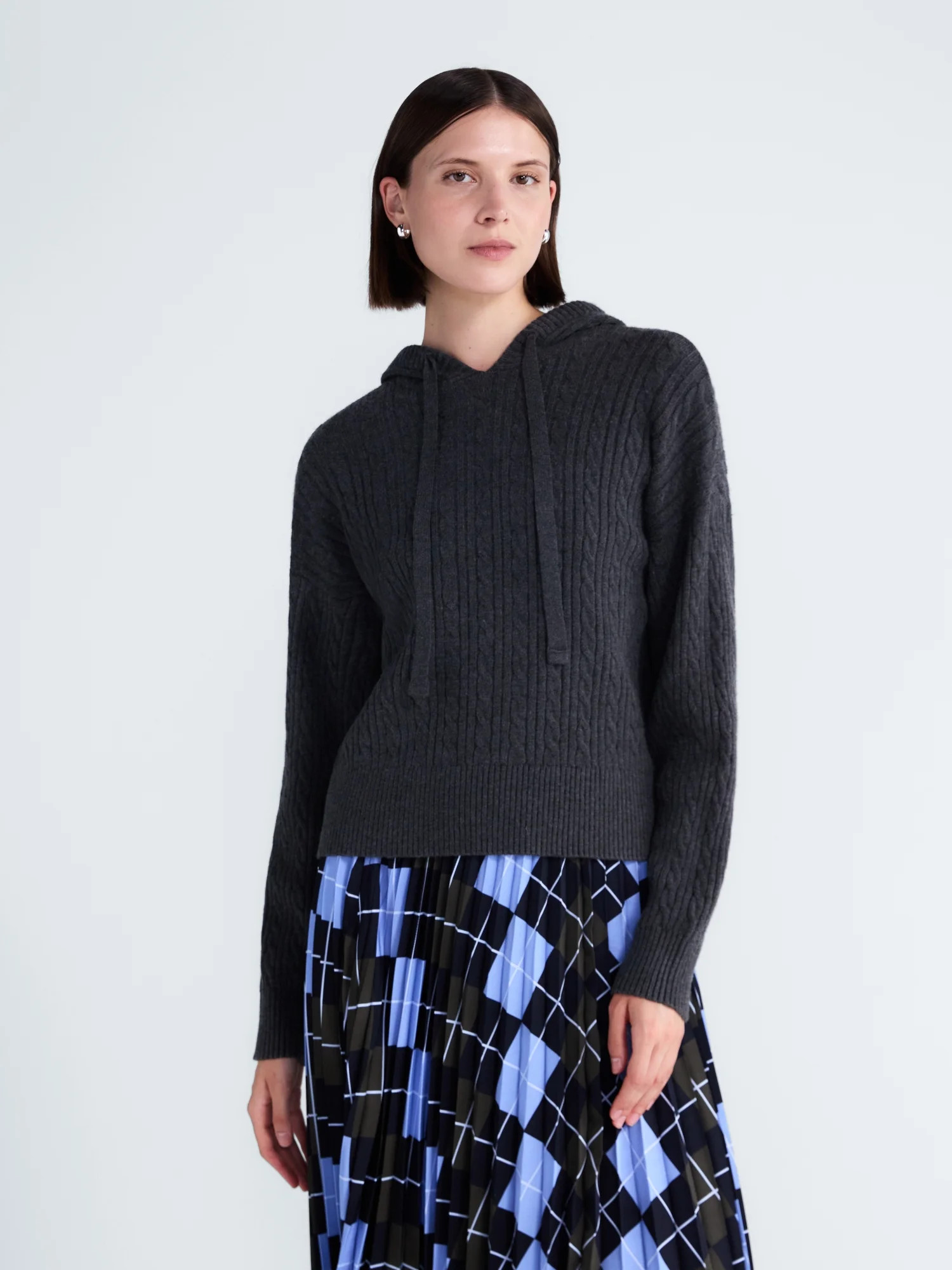 Free Assembly Women's and Women's Plus Cozy Yarn Cable Knit Hoodie Sweater, Midweight, Sizes XS-4X - Walmart.com | Walmart (US)