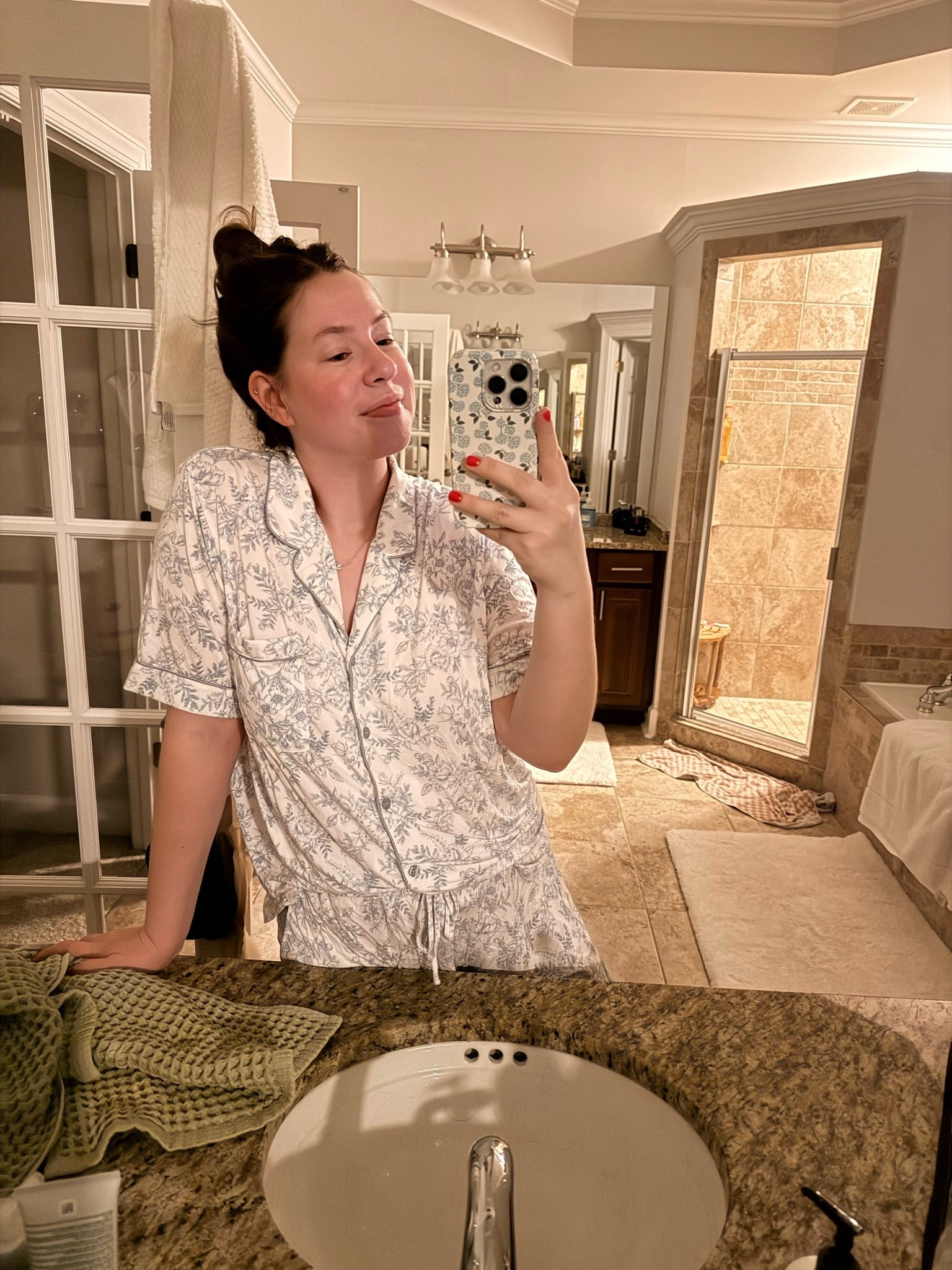 these jammie’s are so soft and cooling ❄️ perfect for those postpartum hormone changes

#LTKmomlife #LTKMidsize #LTKPetite