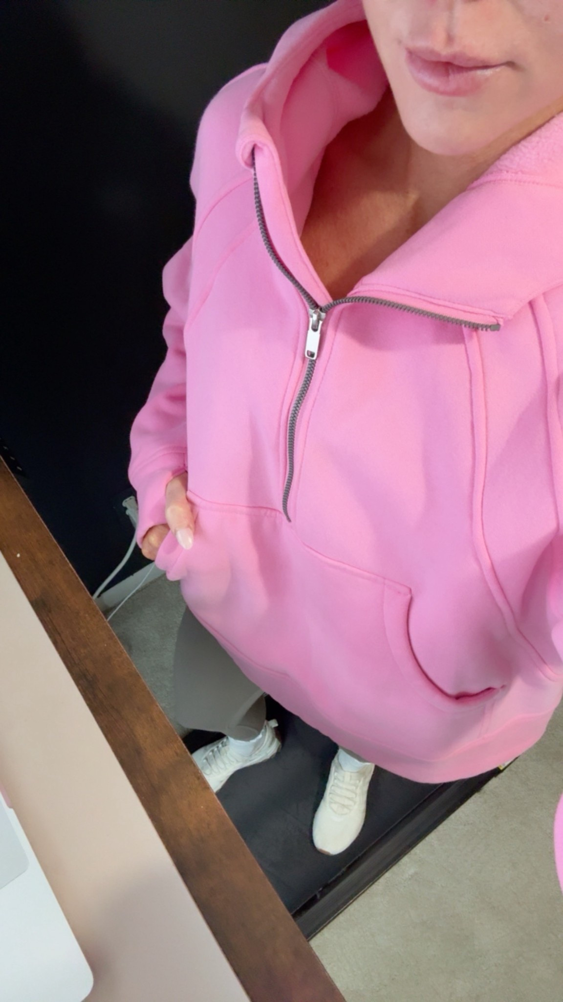 Walking ootd 💗

#LTKHoliday #LTKmomlife #LTKfitnessgoals