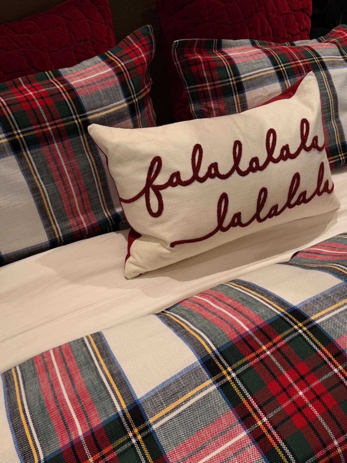 I'm a sucker for traditional holiday decor and loving this holiday bedding from pottery barn! 

 #LTKHoliday #LTKHome