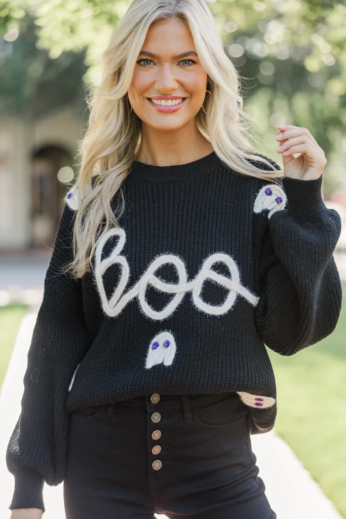 Hey Boo Black Script Sweater | The Mint Julep Boutique
