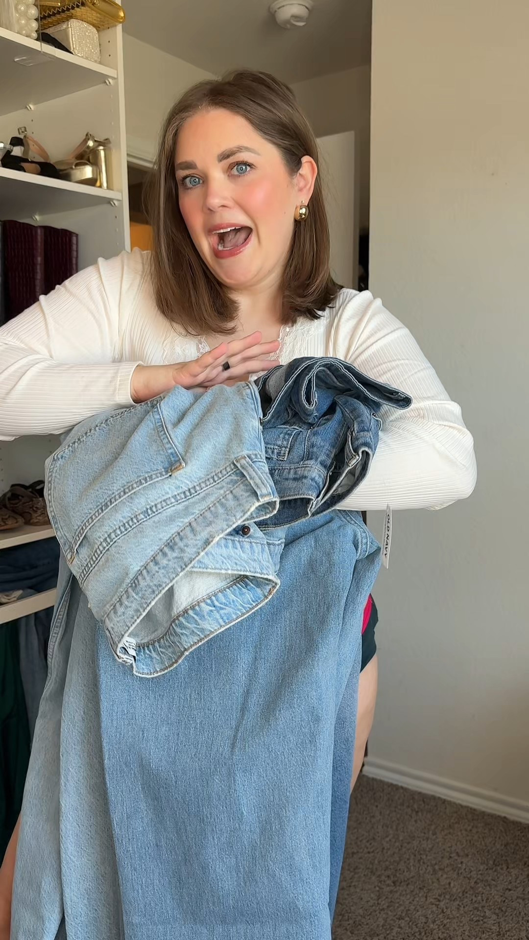 Size 16/18 apron belly approved denim. Wearing 34 in Abercrombie jeans. Size 16 in barrel jeans and size 18 in dark wide leg old navy jeans but could have done a 16. Size xl in top  

#LTKPlusSize