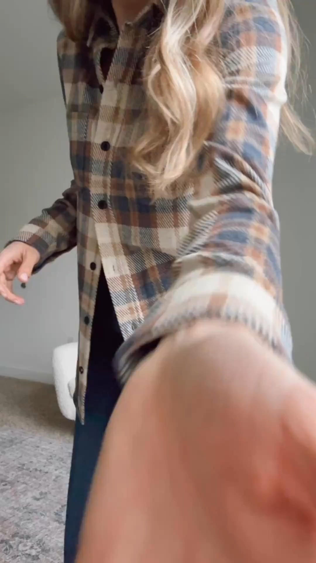 This plaid top is the greatest thing going! The quality is like nothing I have ever seen! It’s as soft as can be and is so stretchy and flattering. Comes in a few different color ways and this can be layered or worn on its own. So on trend.  TTS. Size up if in between. 


#LTKSeasonal #LTKmomlife #LTKOver40