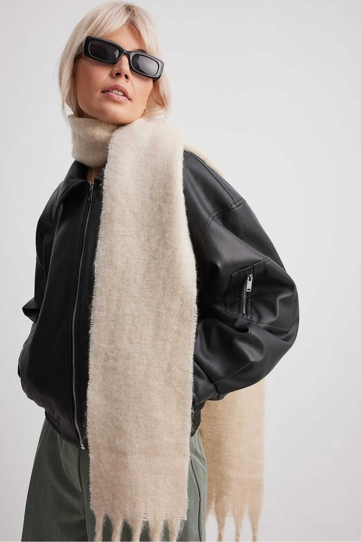 NA-KD Schal - Beige - Unifarben | Trendyol DE