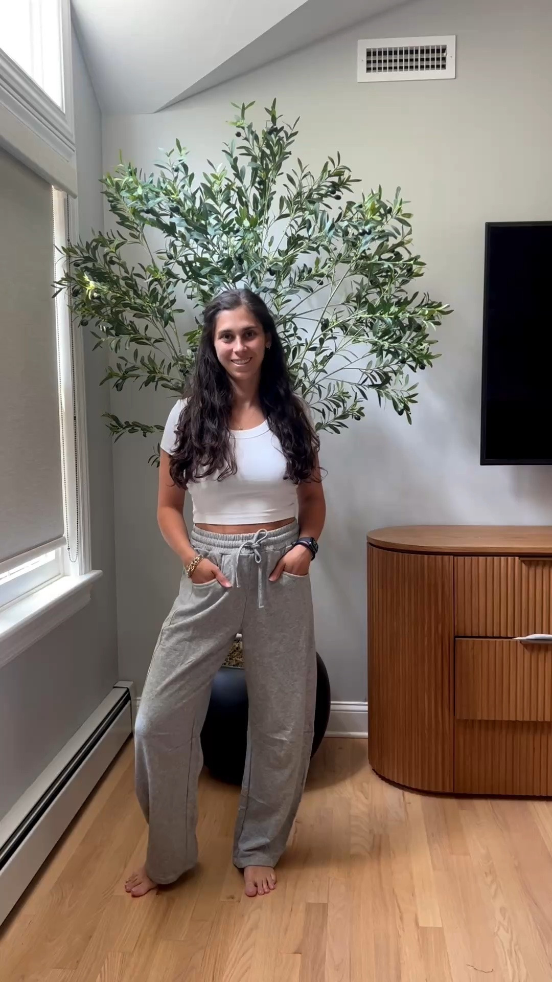 Amazon casual finds that are beyond comfortable and cozy and everything is under $25 !!

#LTKdayinmylife #LTKootd #LTKgrwm