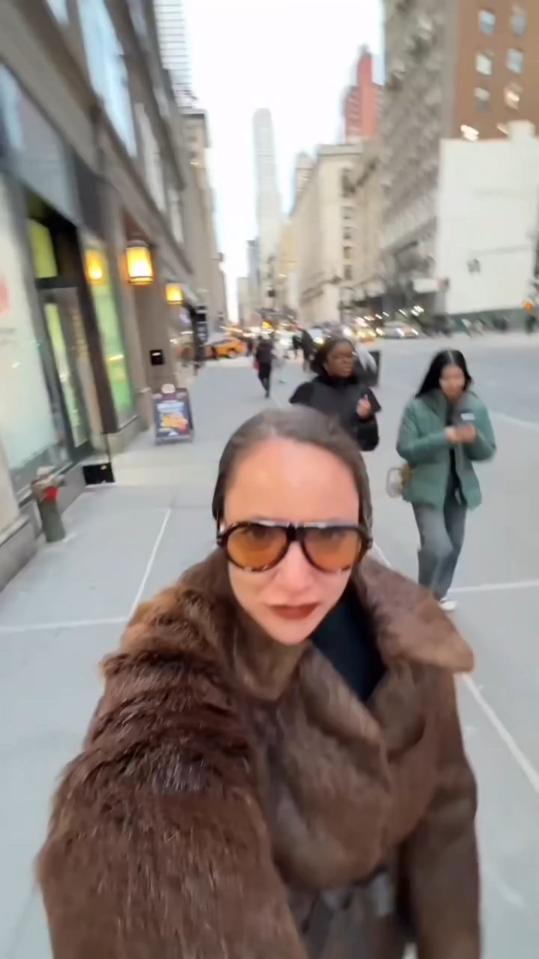 Oversized shades on, confidence up 😎✨I’m obsessed with how these HERJOUR sunglasses instantly elevate even the simplest outfit.
The oversized retro shape gives that effortless, model-off-duty vibe, while the polarized lenses make everything look crisp and comfortable for everyday wear.
They feel lightweight, stylish, and way more luxe than you’d expect — perfect for city walks, coffee runs, or vacation days ☕🌴
Bold frame, quiet confidence… exactly my style.
If you’re looking for sunglasses that make a statement without trying too hard — these are it. Use my code ALINAHR10 for a discount 💸
Tap the link, check them out, and don’t forget to follow @alinaantman_nyc for more fashion finds & styling inspo ✨🖤@herjour_official #herjour #herjoursunglasses