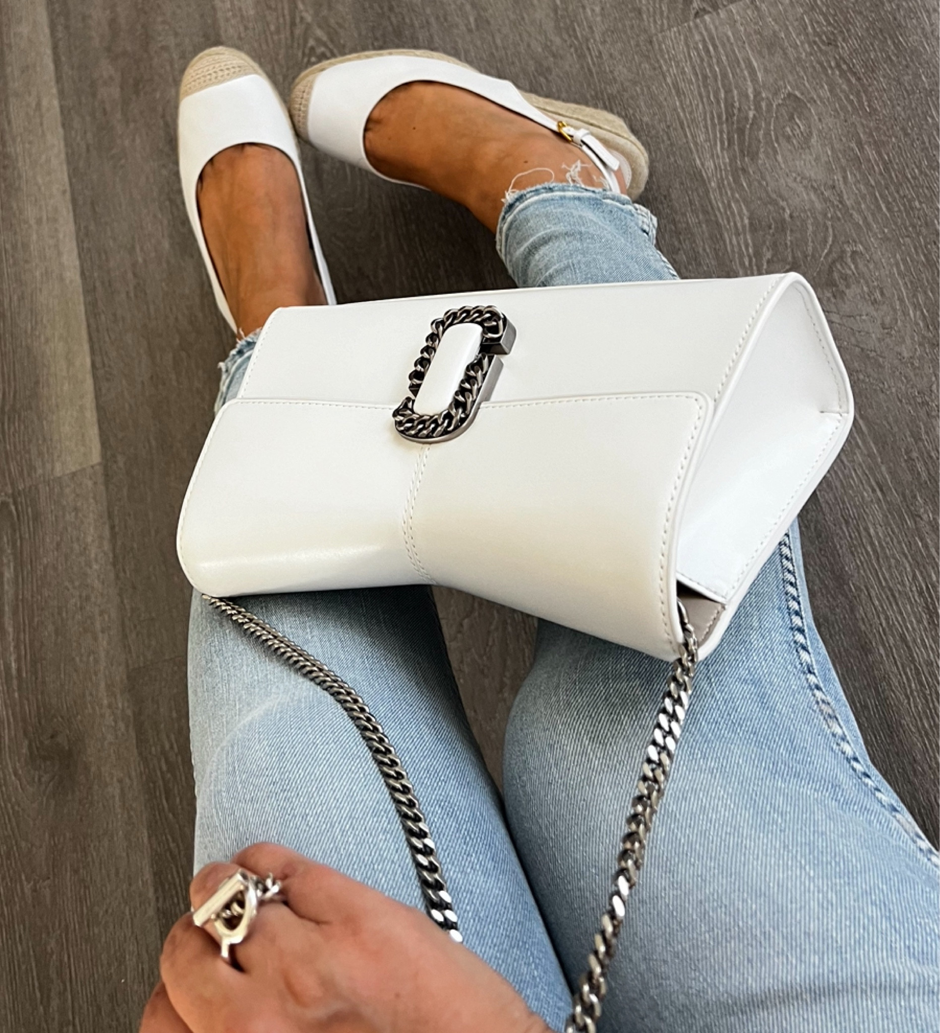 Summer vibes with these white Cole Haan espadrille slingback wedges & Marc Jacobs convertible clutch. 

Both on sale!

#LTKSaleAlert #LTKSeasonal #LTKFindsUnder100